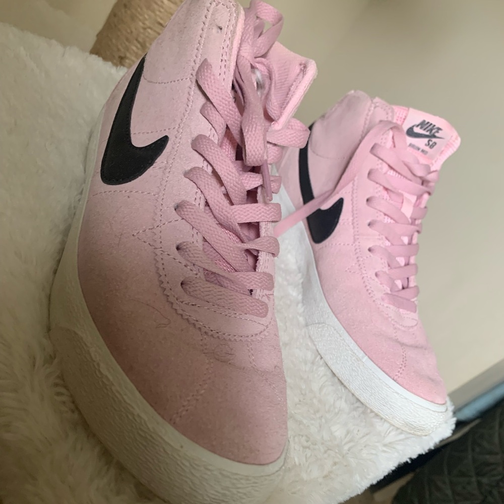 Nike Blazer Bruins Mid Size 9